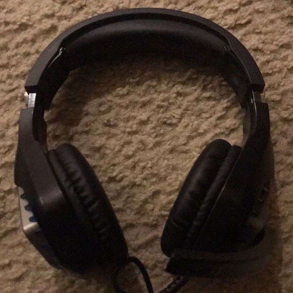 Gaming headset